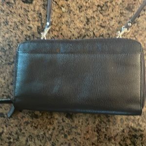 Womens Wallet/Crossbody